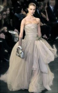 louis vuitton so chic 2026 brand 6