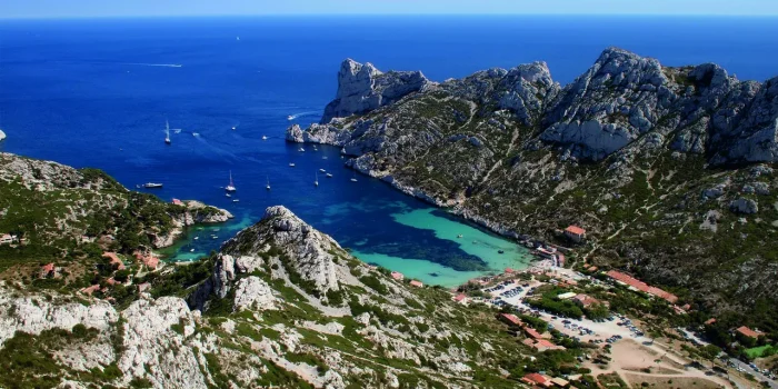 marseille-france-singapore-so-chic-calanques-1