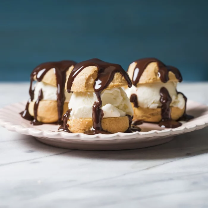 2335B_Profiteroles_yjifsx