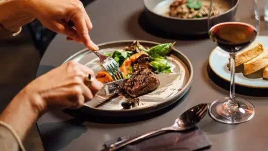 3e3535738b043a2a59544e3dbf4d2ba3 (1)