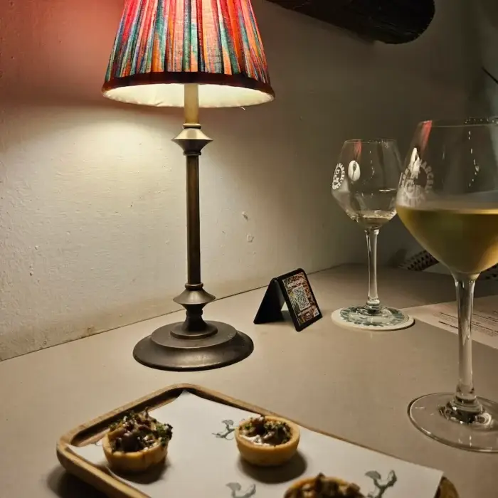 merci marcel so chic photo 2026 wine 9