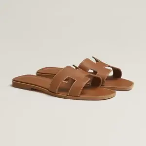 oran sandal hermes 2026 so chic 1