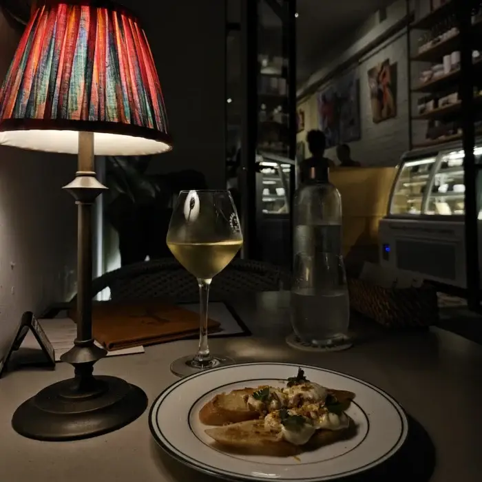 so chic merci marcel wine club (1)