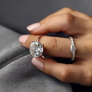 Timeless_Elegance_Discover_Iconic_French_Ring_featured