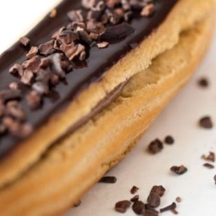 French-recipe-chocolate-eclair-5-min