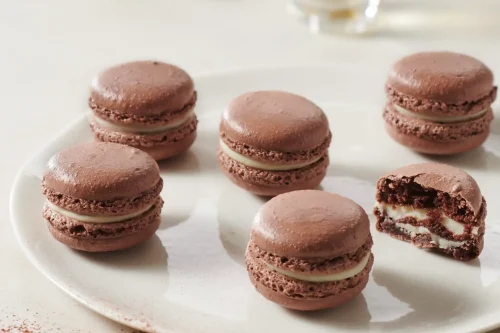 Macarons-Yuzu-coque-cacao