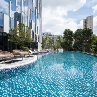 mercure-singapore-stevens-featured