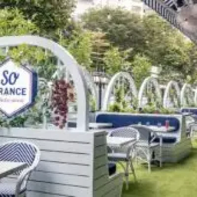 So_France_Claymore-dining-3-260x170