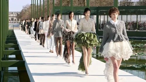 cover paris fashion week 2026 so chic
